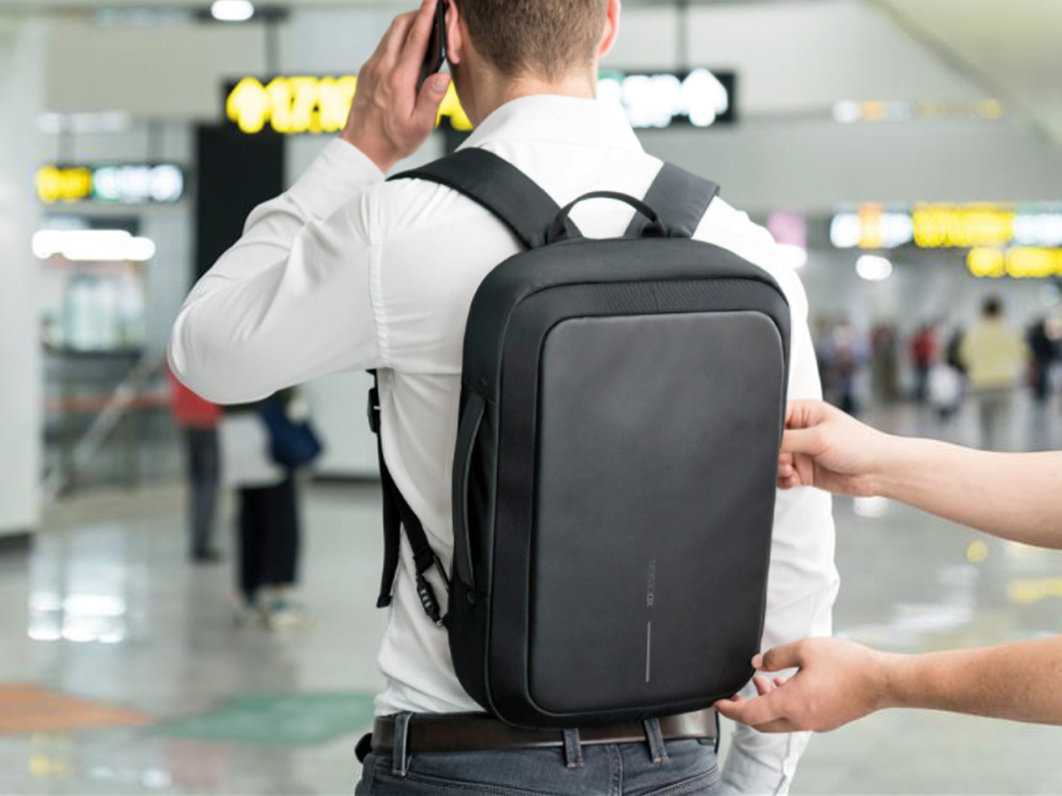 7 Best Anti-theft Backpacks for Men - Boarding Gate